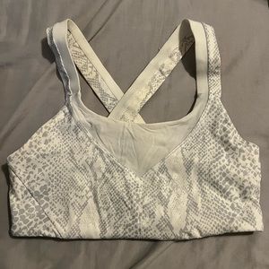Lululemon bra